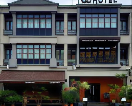 ゴー ホテル スバン・ジャヤのホテル