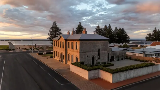 麥克唐納港邊境守衞