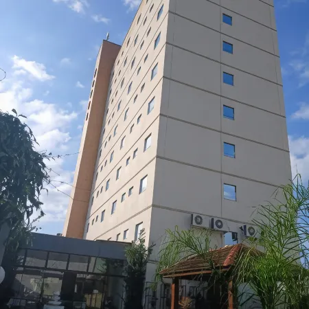 Pinda Palace Hotel