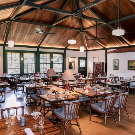 Kilauea Lodge and Restaurant Отели в г. Волкейно
