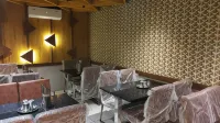 Sri Aadhish Grand Hotel - breakfast