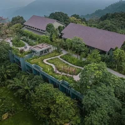 Amour Resort Bavi Các khách sạn gần Khu du lịch Thiên Sơn Suối Ngà