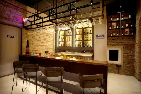 Zip by Spree Hotels Nanded Отели рядом с достопримечательностью «Masjid Madina Munawwara»