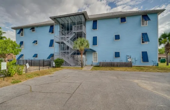 '海灣雲9距離海灘1英里：寵物友好