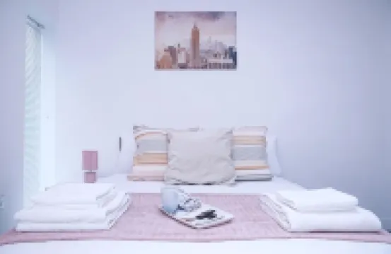 Apartment - Sleeps 2 & Free Parking