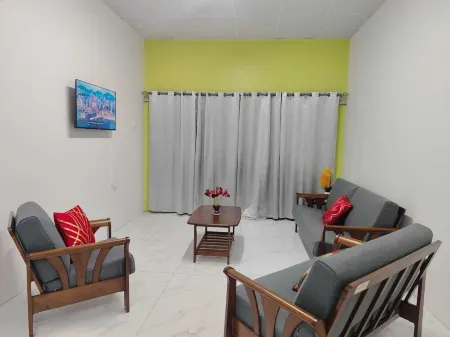 Peaceful 1 bedroom apartment minutes from Port of Spain and Carnival activities Отели рядом с достопримечательностью «Dattatreya Temple and Hanuman Statue»