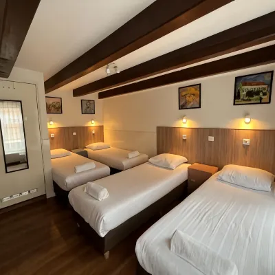 Hotel Old Quarter Отели рядом с достопримечательностью «Квартал Красных фонарей»