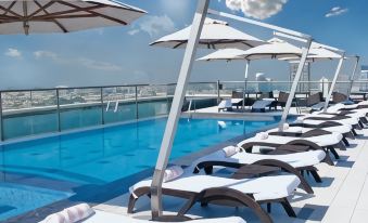 Park Regis Kris KIN Hotel