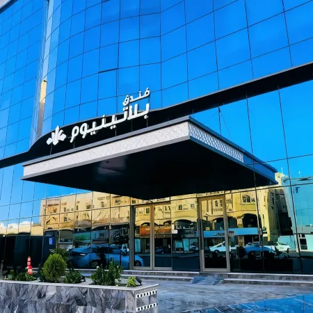 Platinum Hotel