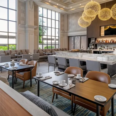 Delta Hotels Huntington Downtown