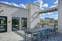 Home2 Suites by Hilton Dayton South Hotels in Miamisburg