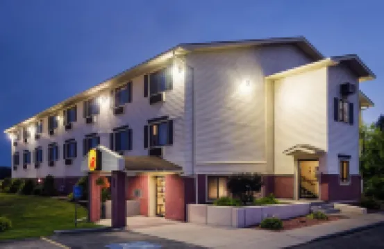 Super 8 by Wyndham Massena NY Hotels in 