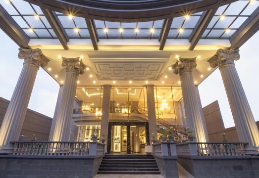 디프리마 호텔 수영장