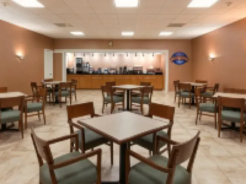 เบย์มอนท์ บายวินด์แฮม เซเลม ย่านโรโนค โรงแรมในเซเลม