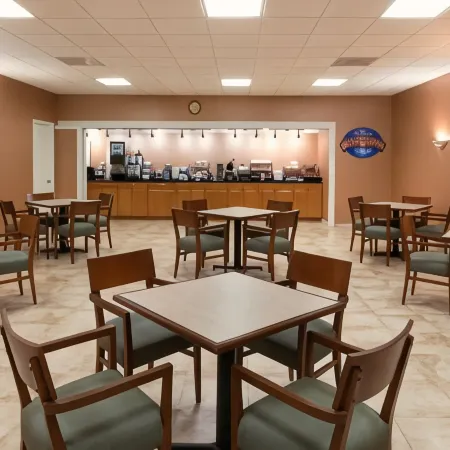 Baymont by Wyndham Salem Roanoke Area Отели в г. Сейлем