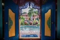 Lost Paradise Resort - Romantic