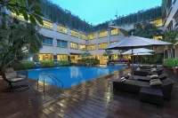Favehotel Premier Cihampelas - Pools