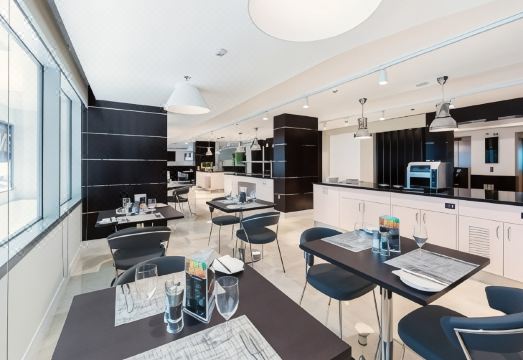 2. 프리미어 인 도..