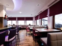 Aparthotel Dorfplatzl B&B Hotels in Tux