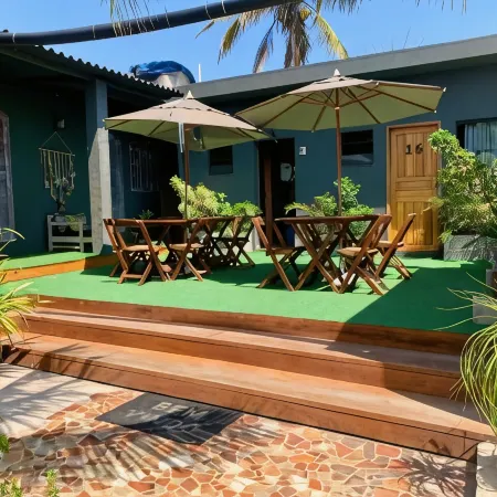A Coroa Hostel & Suites