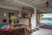 Medina Palms