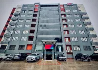 Housr Wakad Pune, Hinjawadi Road Hotels near Spot 18 Mall