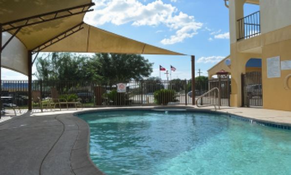 Hotel O Executive Inn & Suites Cuero Hwy 87