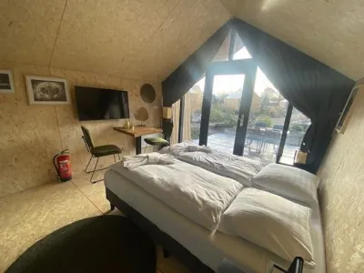 Solo Retreat 2 Các khách sạn ở 