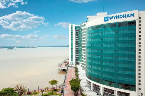 Wyndham Guayaquil Puerto Santa Ana