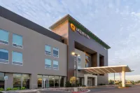 La Quinta Inn & Suites by Wyndham Maricopa - Copper Sky Hotels near Hands of Silk L.L.C. VOTED BEST MASSAGE IN MARICOPA SINCE 2015