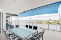 Spinnakers by Rockingham Apartments Hotels in Rockingham