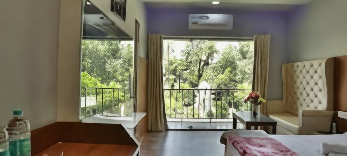 Hotel Maya Palace Hotele w: Mount Abu