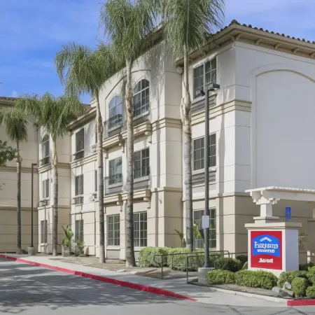 Fairfield Inn & Suites Temecula Отели в г. Темекула