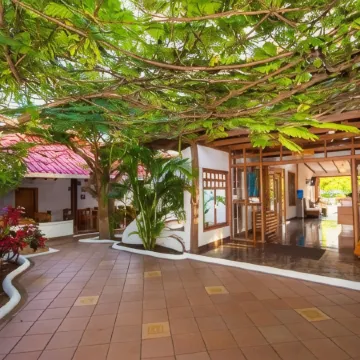 Hotel Fiesta Отели рядом с достопримечательностью «Баия Тортуга»