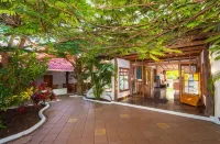 Hotel Fiesta Hotel a 