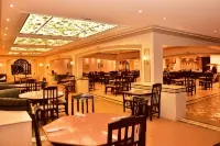 Dive Inn Resort - Spa