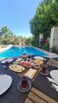 Bir Dem Urla - Pools
