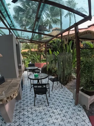 รูปภาพของฮอลิเดย์ โฮม คึกคัก