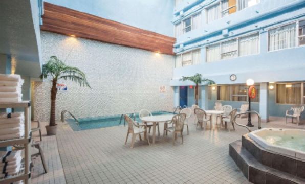 Comfort Inn & Suites