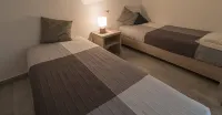 "saracena" Superior Holiday Home with Swimming Pool and Private Beach