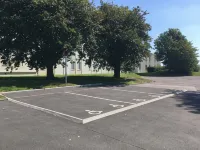 Ibis Abbeville - parking