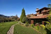 Hotel-Apartamentos la Arquera