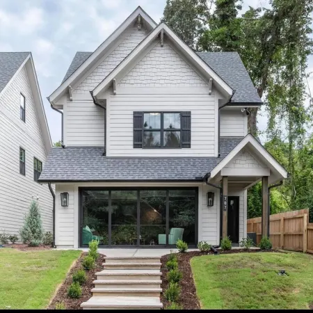 Luxury 4BR · Speakeasy · Theatre · Office · Duke