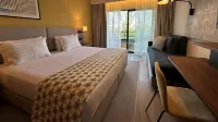 Holiday Inn ALGARVE ALBUFEIRA by IHG - Parvekkeita