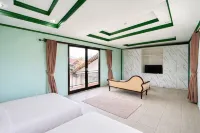Cozzy Malakai Guesthouse - 2-Star