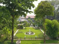 Sannot Riverside Boutique Hotel Hotels near Fa Ham