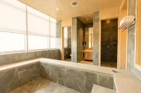 Xingcheng Haishanghai Hot Spring Hotel