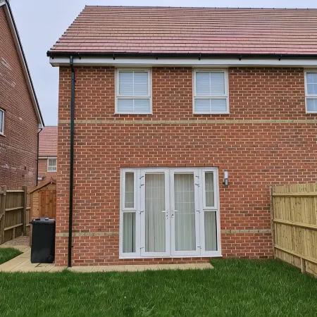 Charming & Spacious 3-Bed Family Home in Heart of Romsey