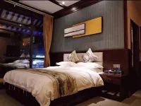 Longli Shuanglong Time Inn