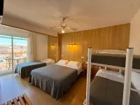 Hostal Rom Familiar - Parvekkeita